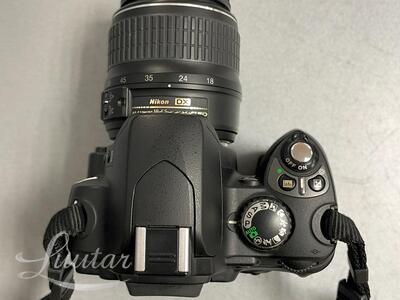 Peegelkaamera Nikon D40