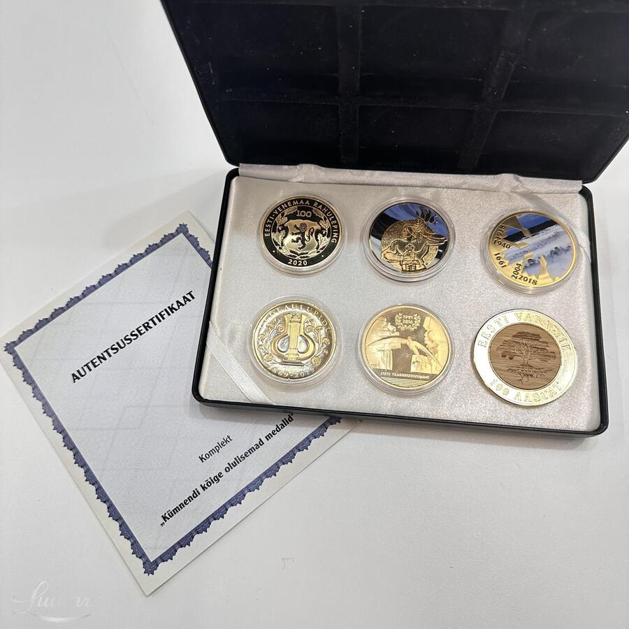 Müntide komplekt "Kümnendi kõige olulisemad medalid"