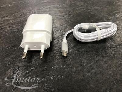 Laadija Acura microUSB 2.4A 5V Uus!