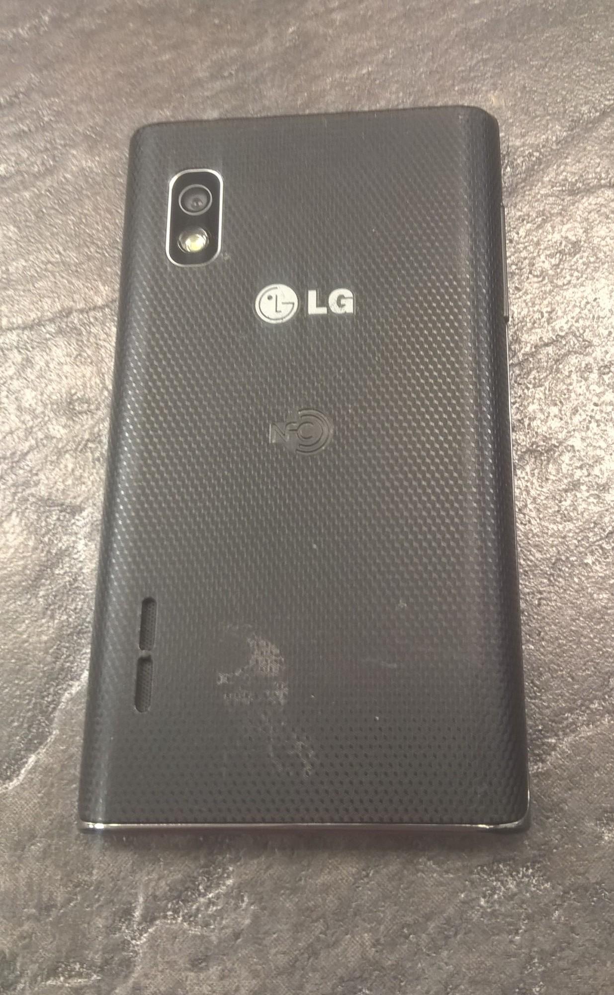 Mobiiltelefon LG E610 Luutar