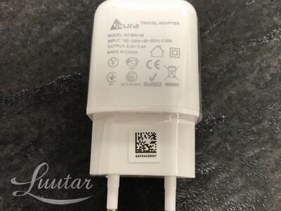 Adapter Acura 2.4A UUS!