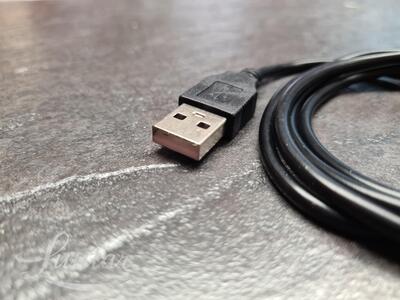 Juhe USB--miniUSB UUS!