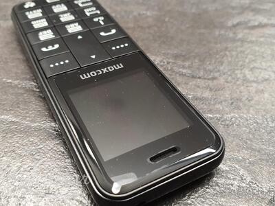 Mobiiltelefon MAXCOM MM111 UUS!