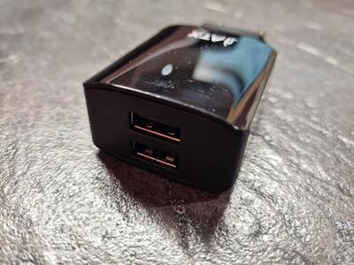 Laadija ATX 5V/2.1A+ juhe Micro USB