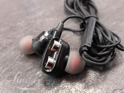 Kõrvaklapid SuperBass 3.5mm Microfoniga