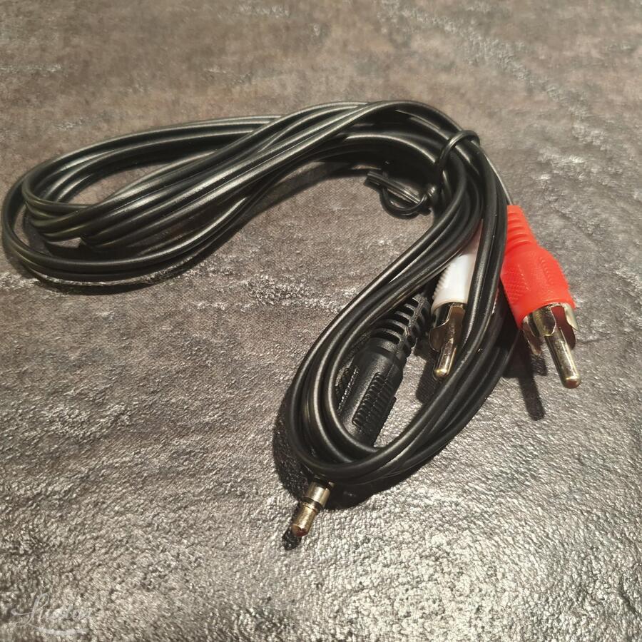 Juhe AUX Jack 3.5mm => RCA 1M