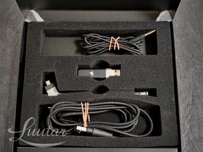 Kõrvaklapid Corsair Virtuoso RGB Wireless