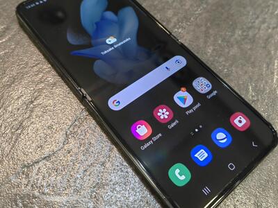 Mobiiltelefon Samsung Galaxy Z Flip4 128GB UUS!