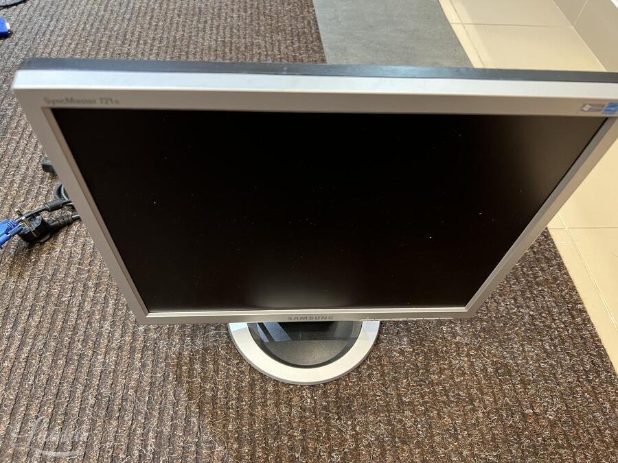 Monitor Samsung 721N