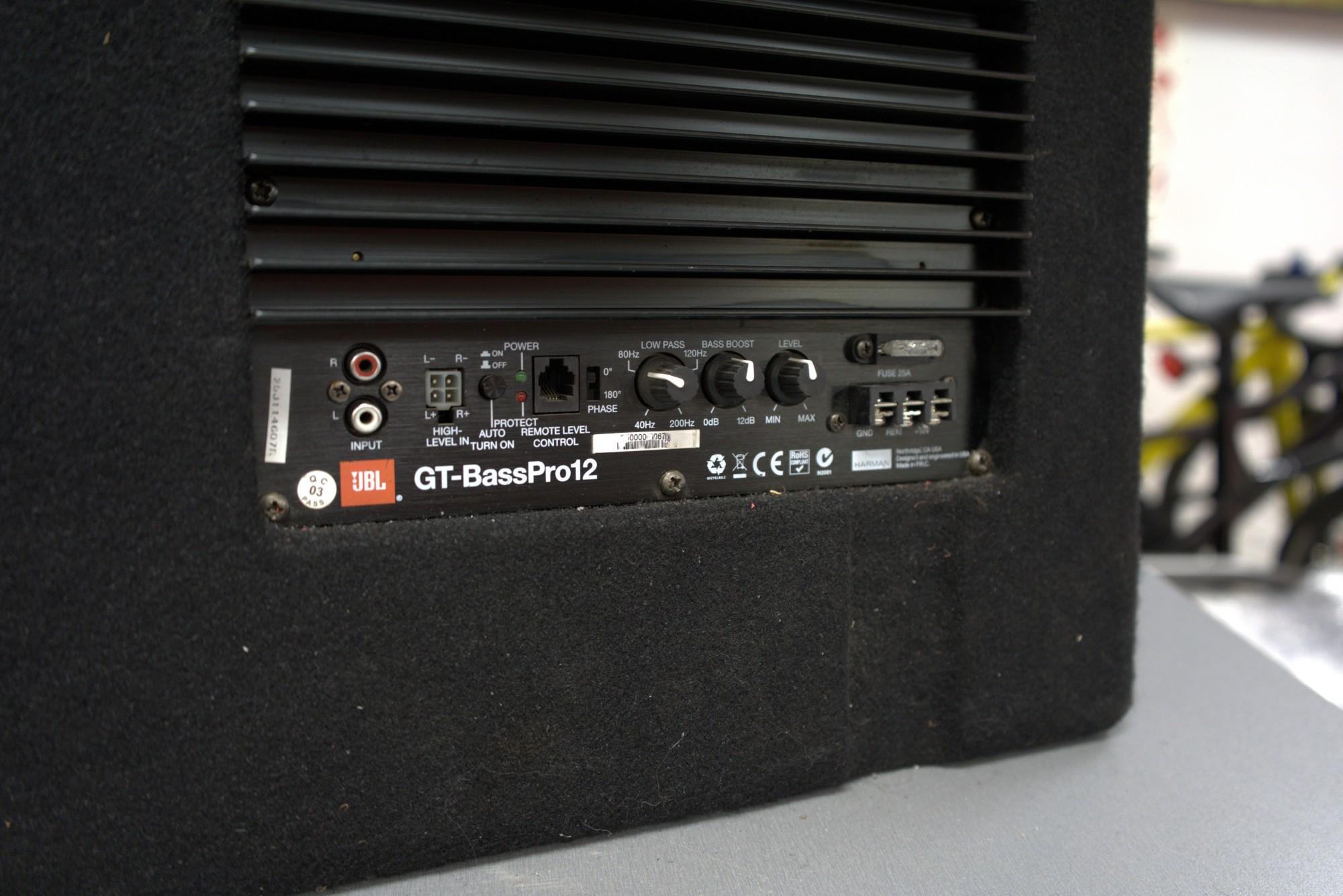 Subwoofer JBL GTBassPro12 Luutar