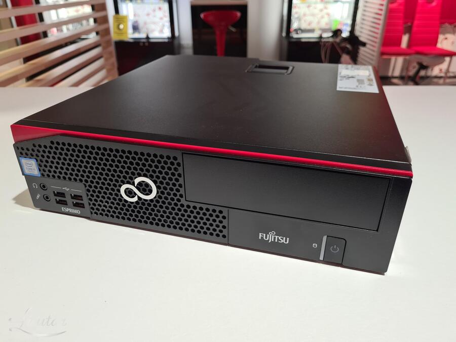 Lauaarvuti Fujitsu Esprimo D5556/2/E85+