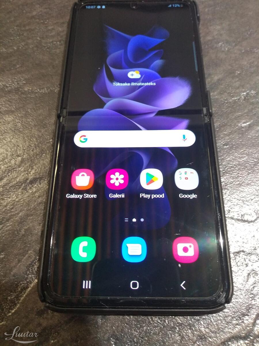 Mobiiltelefon Samsung Galaxy Z Flip3 5G 128GB 