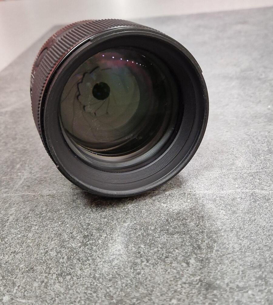 Objektiiv Sigma 85mm f/1.4 DG DN Sony jaoks