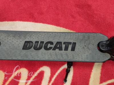 Elektritõukeratas Ducati Pro II 