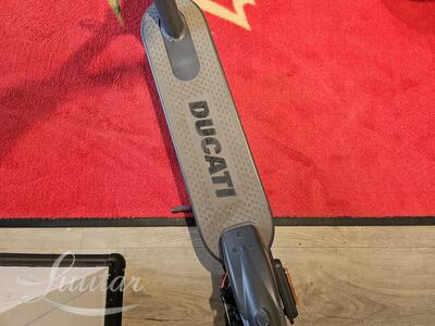 Elektritõukeratas Ducati PRO-I EVO