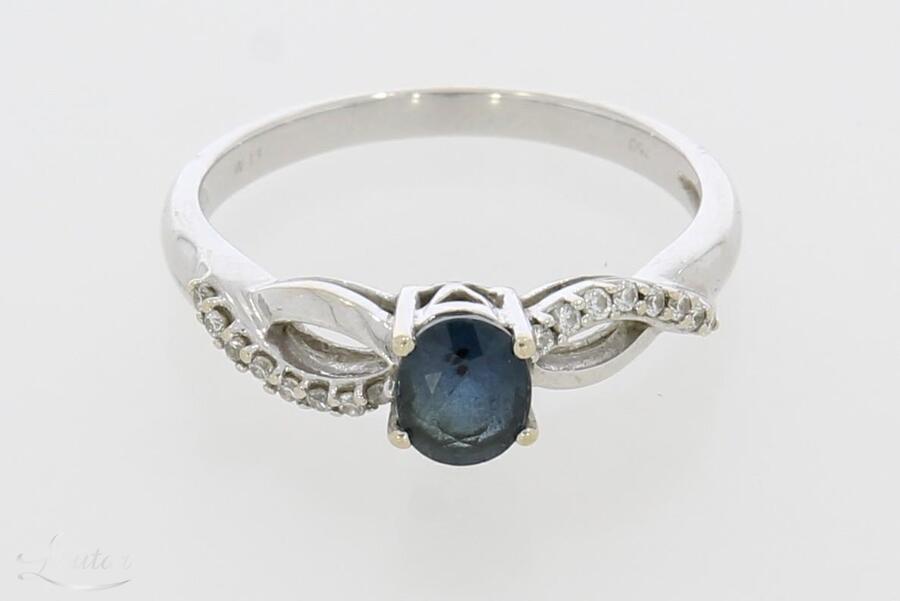 Kuldsõrmus 750* Briljandid 0,08ct ja Safiir 0,72ct