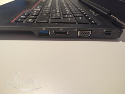 Sülearvuti Fujitsu U728
