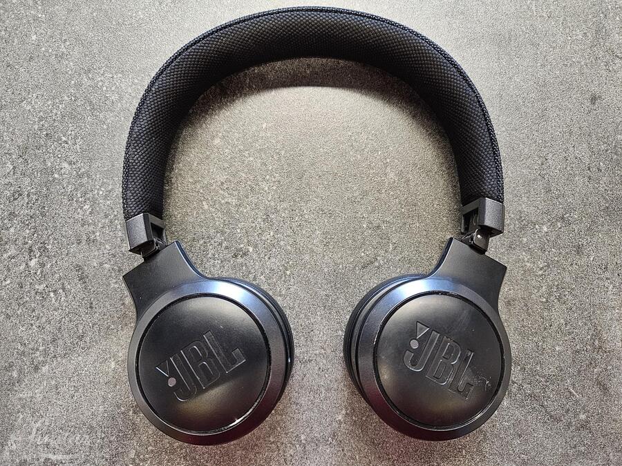 Juhtmevabad kõrvaklapid JBL Live 460NC