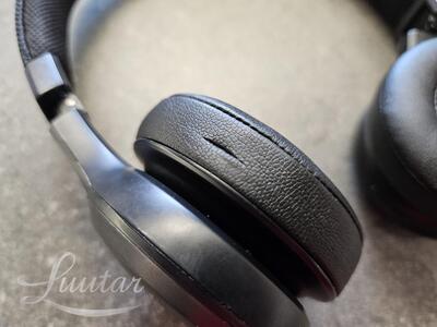 Juhtmevabad kõrvaklapid JBL Live 460NC