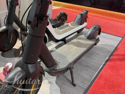 Elektritõukeratas Ninebot KickScooter Max G30
