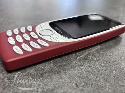 Mobiiltelefon Nokia 8210