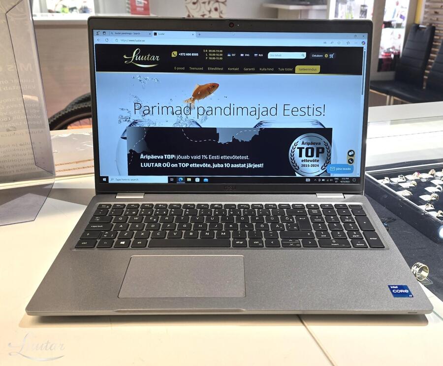Dell Latitude 5520 15