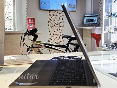 Dell Latitude 5520 15