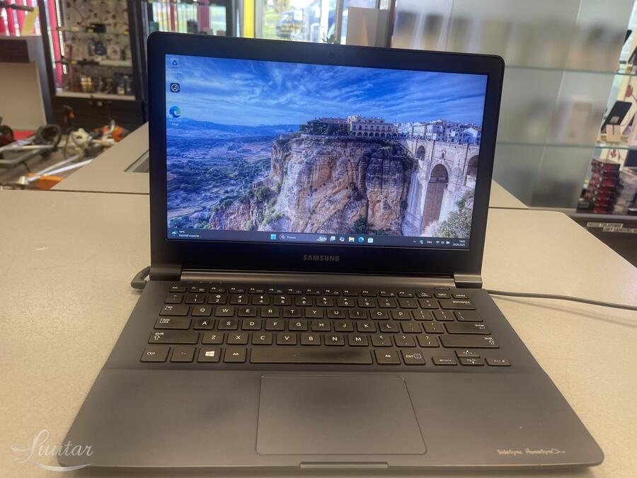 Sülearvuti Samsung NP905S3G