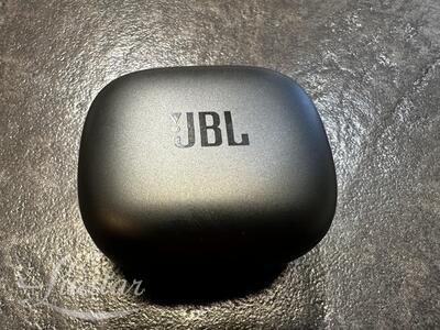 Juhtmevaba kõrvaklapid JBL LIVE Pro 2