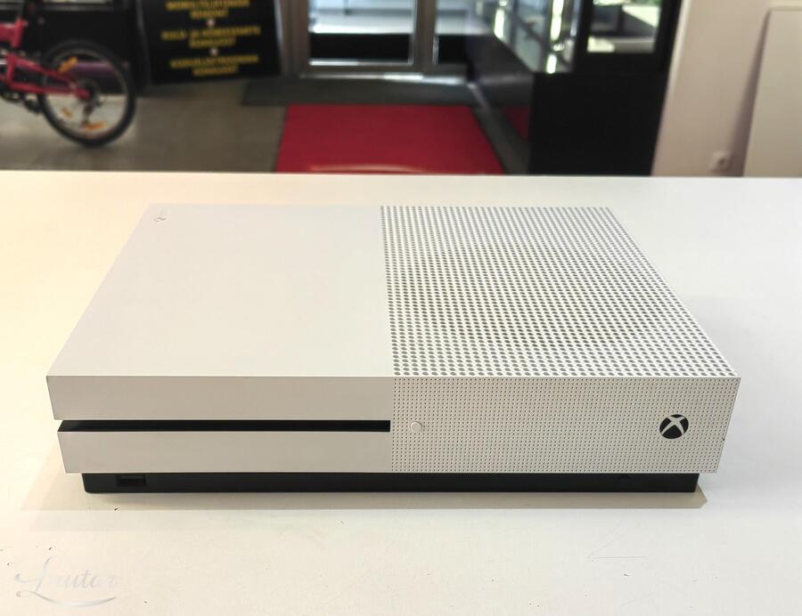 Mängukonsool Xbox One S 1TB