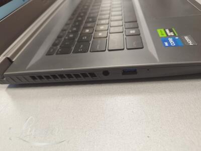 Sülearvuti MSI Thin 15 B12UC