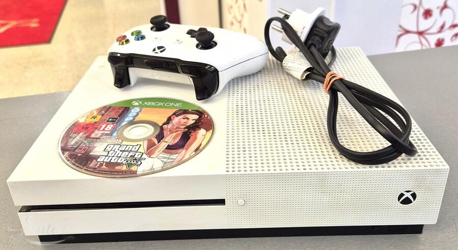 Mängukonsool Microsoft Xbox One S (1681) 500GB 
