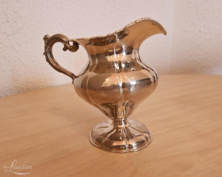 Hõbe koorekann 813*