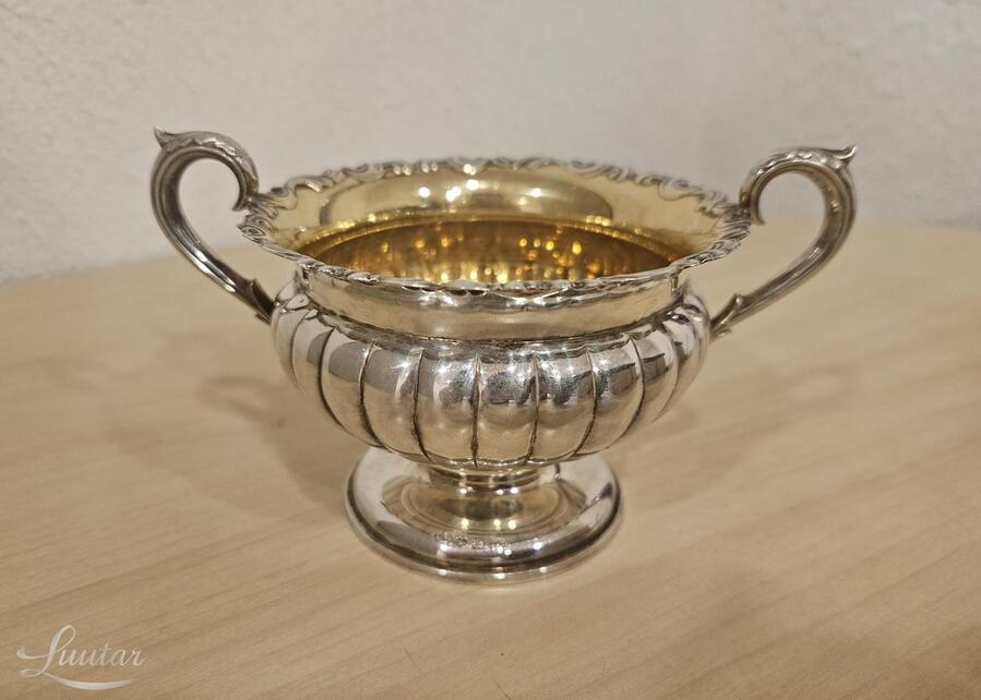 Hõbe suhkrutoos 830*