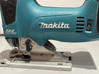 Akutikksaag Makita DJV182