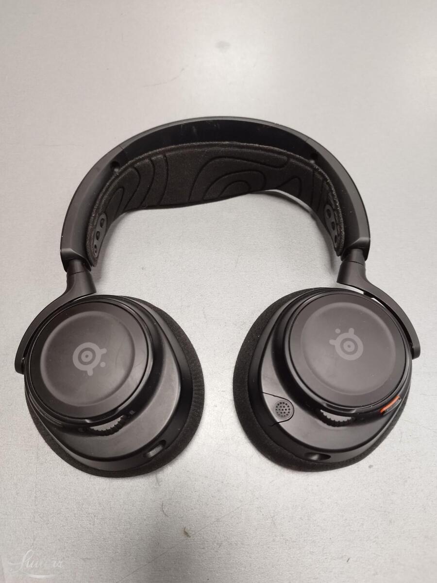 Kõrvaklapid Steelseries Arctis Nova 7