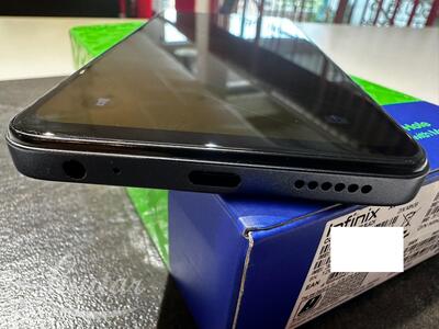 Mobiiltelefon Infinix Smart 8 64GB