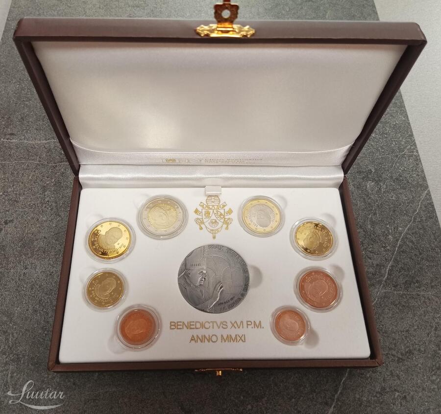 Benedictvs XVI P.M Anno MMXI komplekt