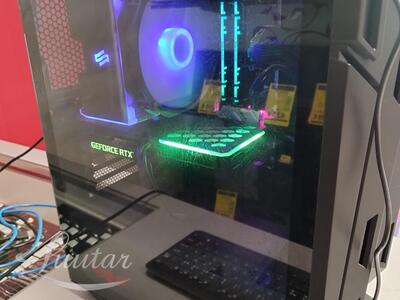 Lauaarvuti Asus Gaming