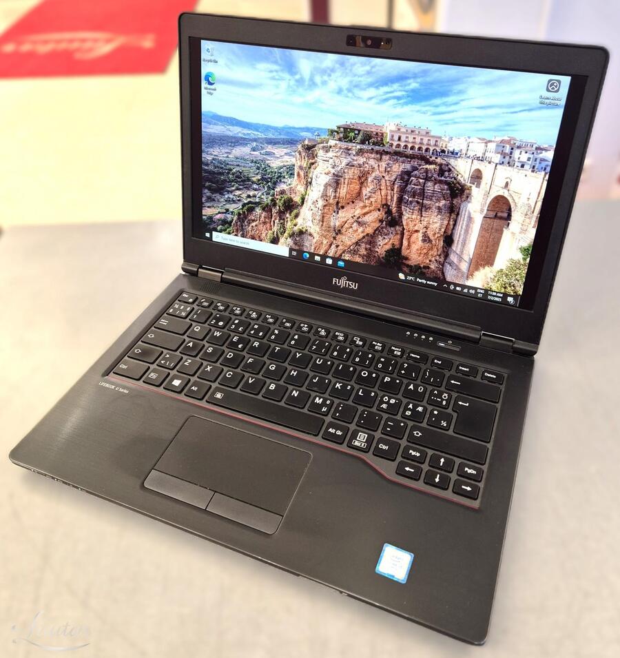 Sülearvuti Fujitsu Lifebook U747