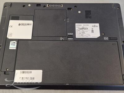 Sülearvuti Fujitsu Lifebook U747