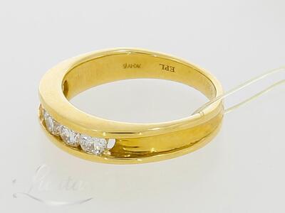 Kuldsõrmus 585* Briljandid 0,600 Ct