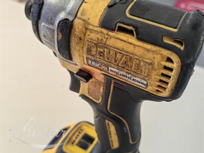 Akulöökkruvikeeraja DeWalt DCF887N