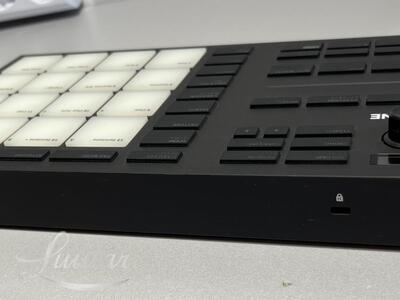 MIDI kontroller Maschine Mikro MK3