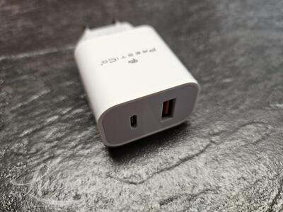 Laadija PRESTICO F11 1xUSB + USB-C QC PD 20W valge UUS!