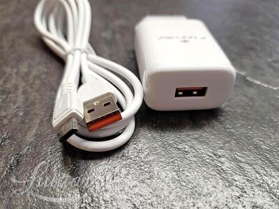 Laadija PRESTICO F7S 1xUSB + Juhe microUSB 2.4A valge UUS!