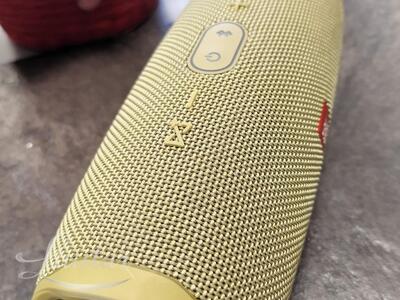 Kõlar JBL Charge 4