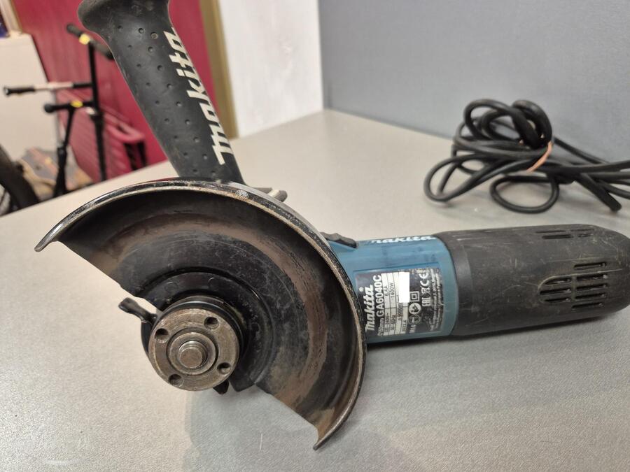 Ketaslõikur Makita GA6040C