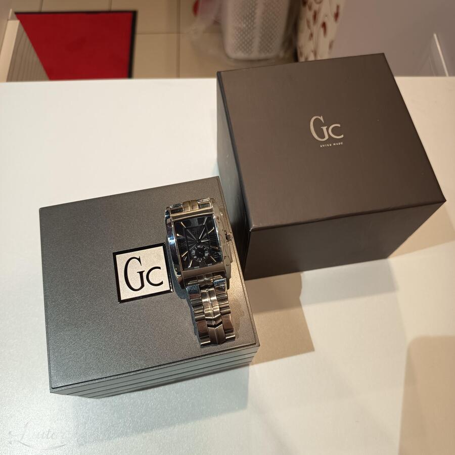 Käekell Guess Montre GC Qwodra X64002G2