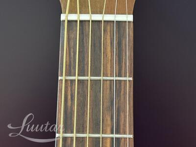  Kitarr Yamaha F310  